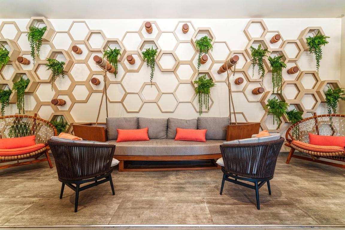 Virgin Hotels Las Vegas By Suiteness Exteriör bild