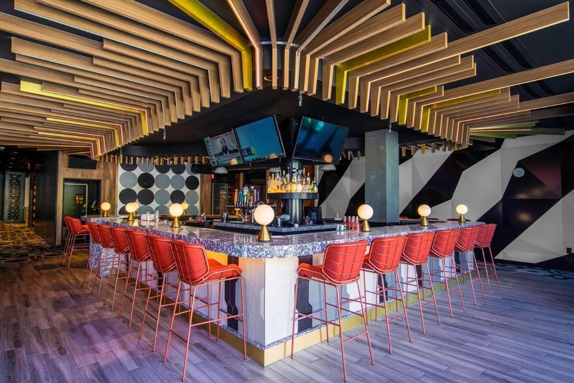 Virgin Hotels Las Vegas By Suiteness Exteriör bild